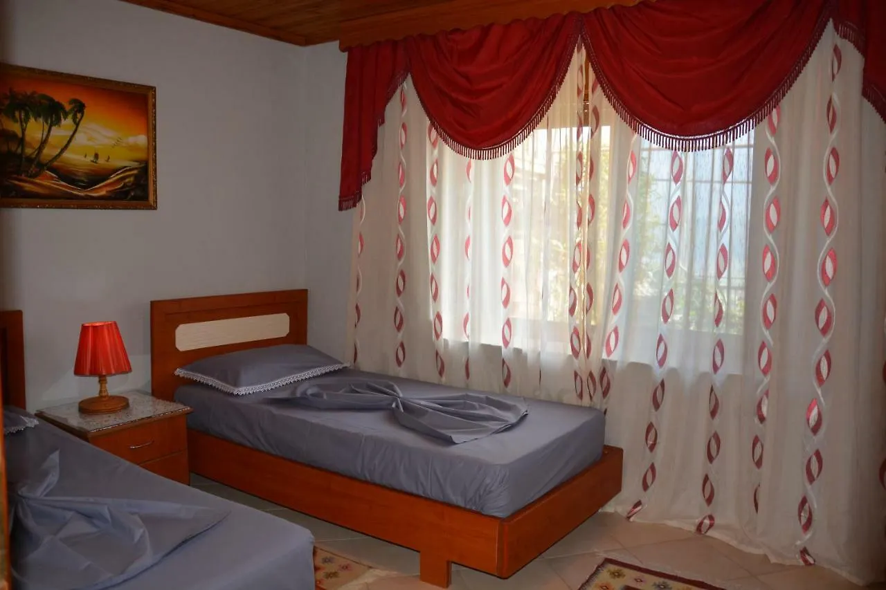 Guest House Bake Gjirokastër Oda ve Kahvaltı