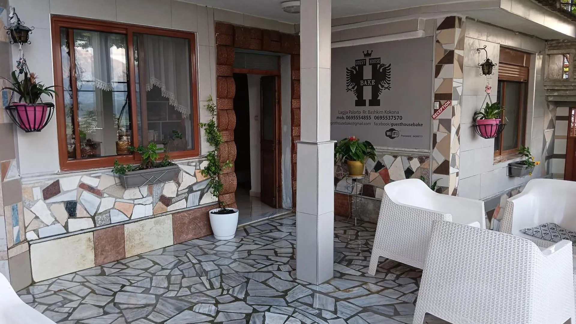 Guest House Bake Gjirokaster Bed & Breakfast